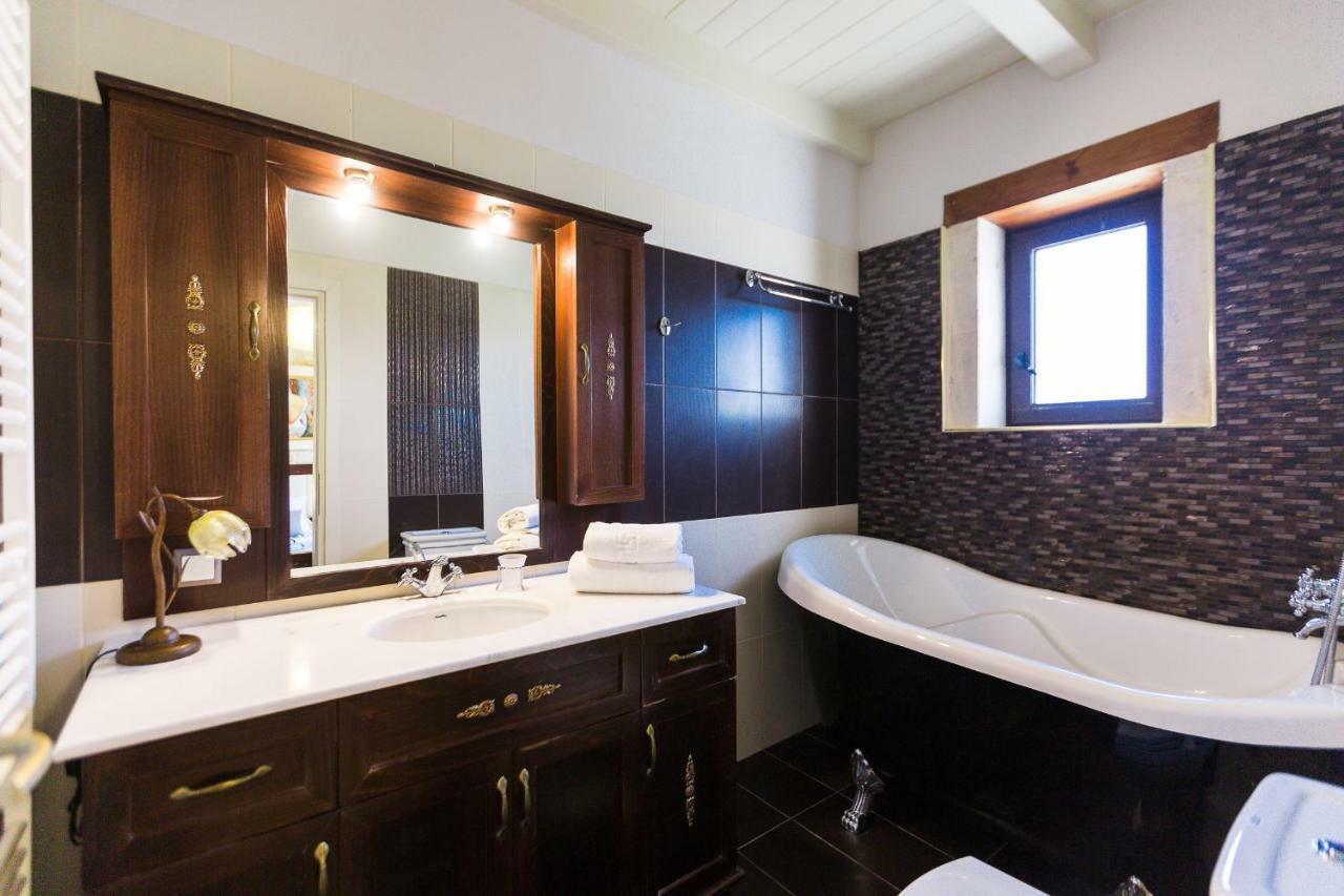 Caramel Villa, With 40M2 Pool & Spa Whirlpool, By Thinkvilla Pánormos Esterno foto