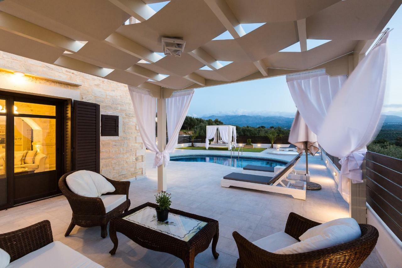 Caramel Villa, With 40M2 Pool & Spa Whirlpool, By Thinkvilla Pánormos Esterno foto